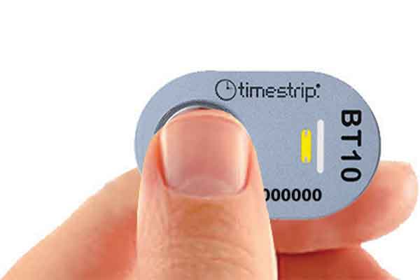 Blood temperature indicator manually activated